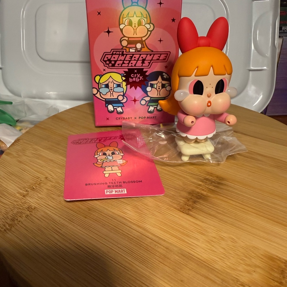 Pop Mart Powerpuff Girls Blossom Figure